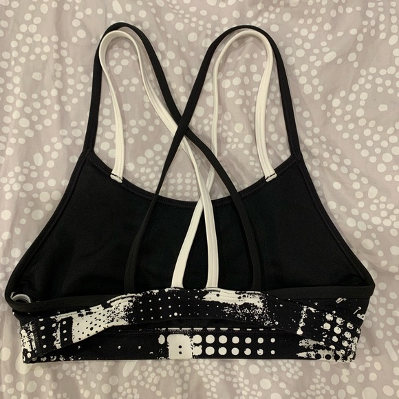 REEBOK sports bra - Picture 2 of 2